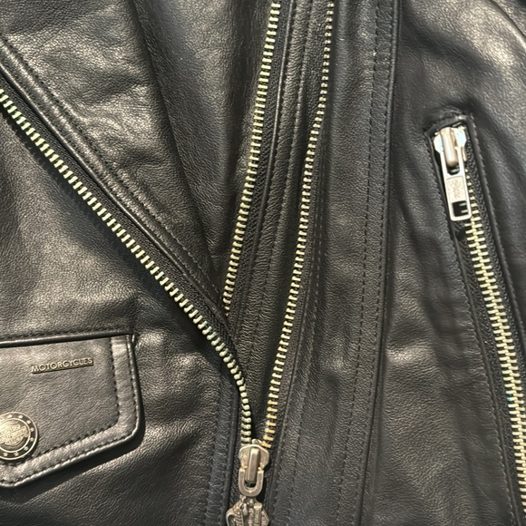 Harley-Davidson leather riding Jacket-padded lower back 2 zipper option closure - Picture 6 of 16